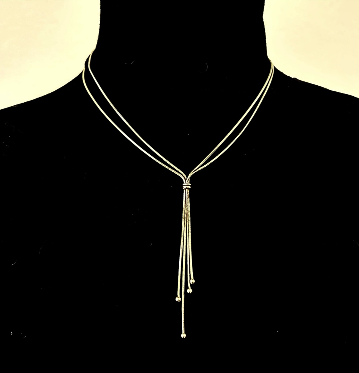 Chain tassel