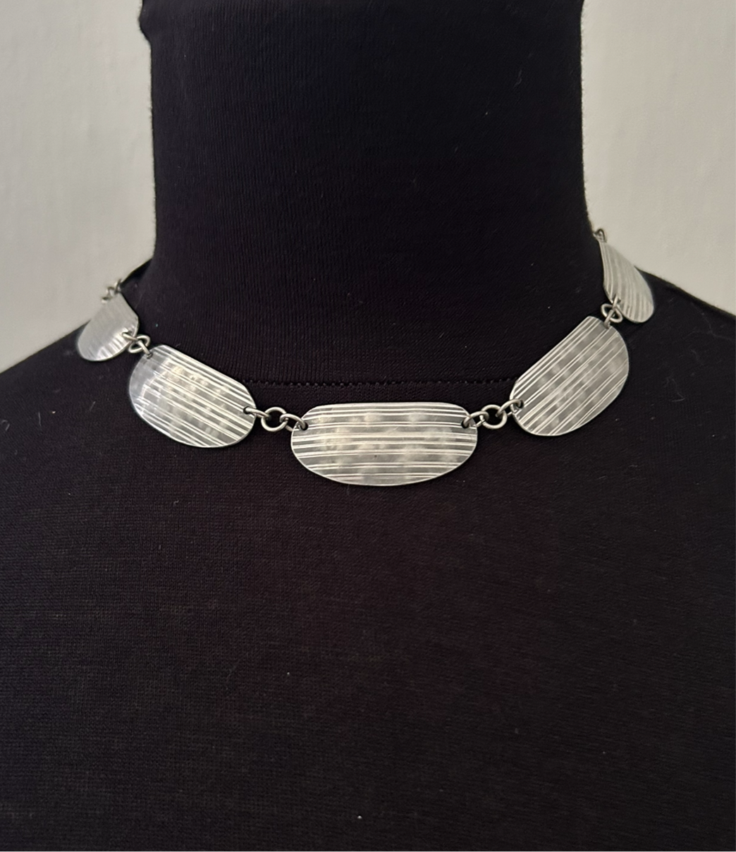 Tin plates necklace