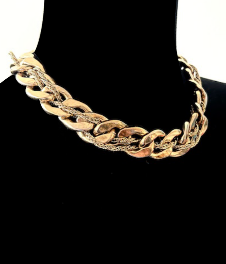 Double chain necklace