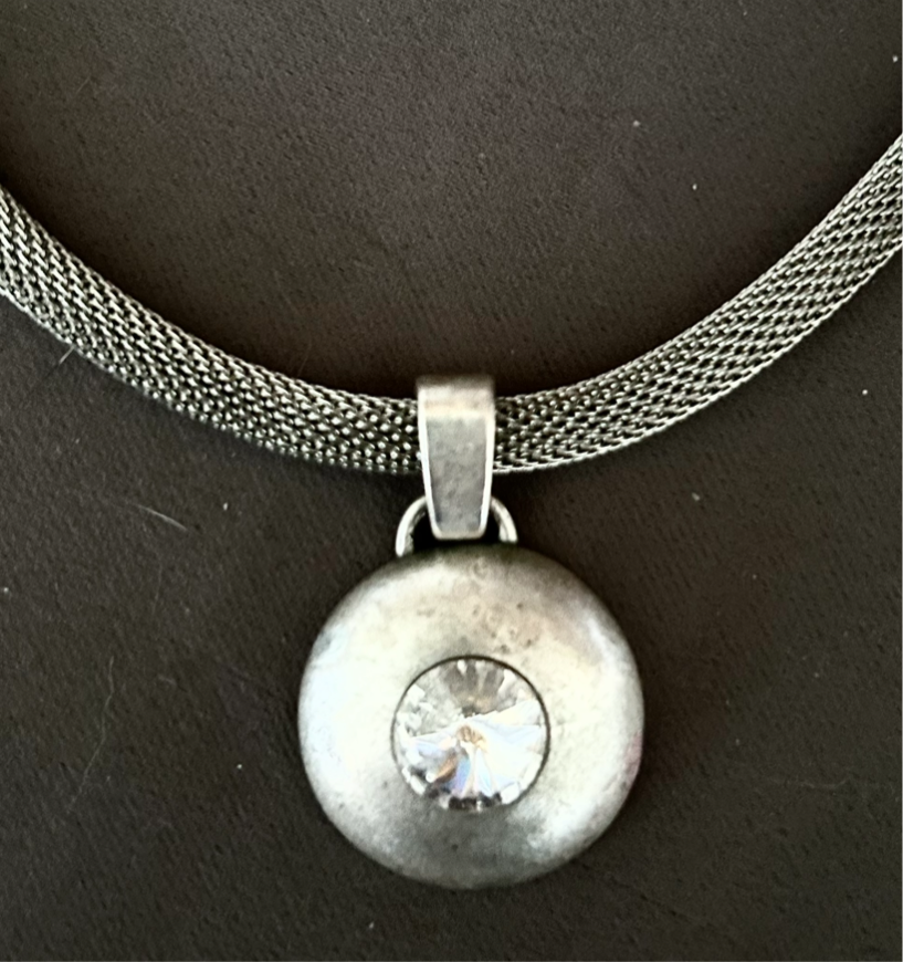 Necklace with rhinestone pendant