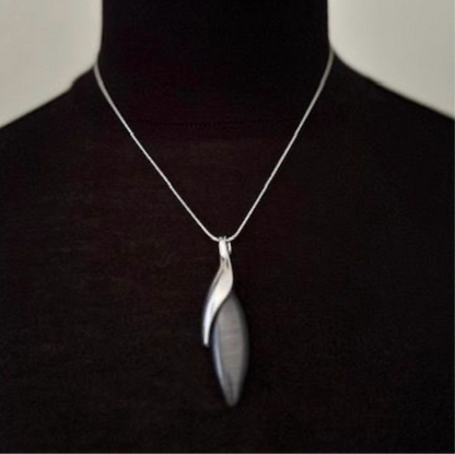 Chain with stone pendant