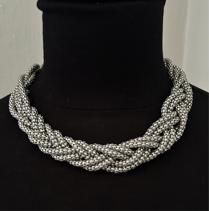 Braided necklace