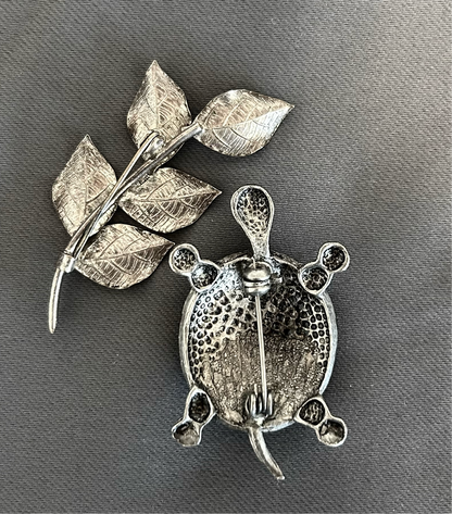 Turtle and leaves brooches