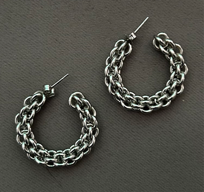 Chain hoops earrings