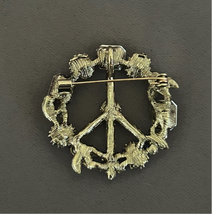 Peace brooch or pendant