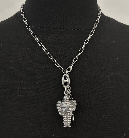 Bibendum necklace