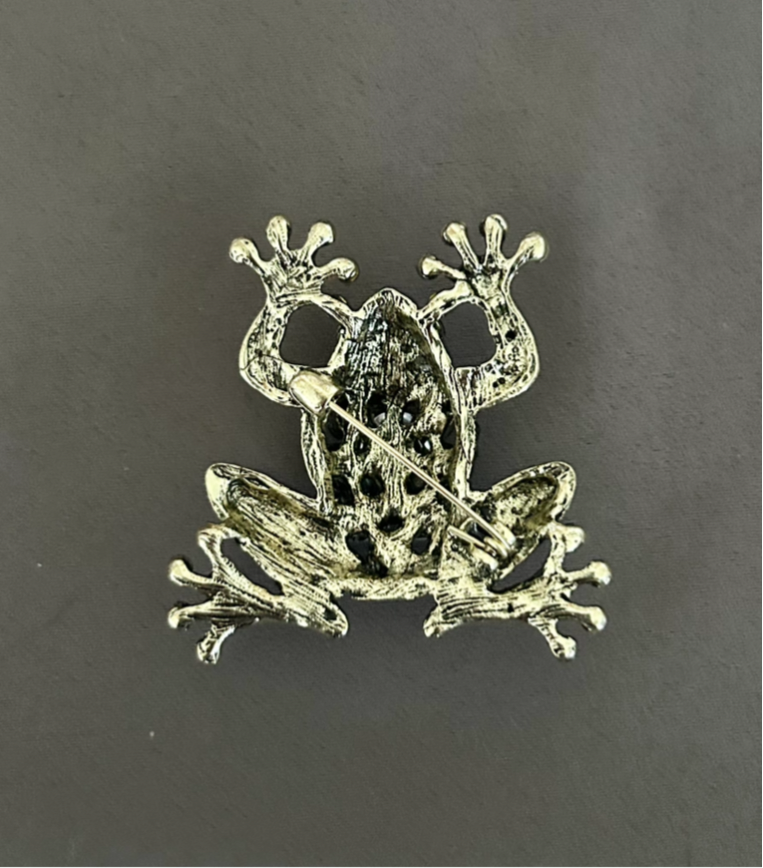 Rhinestone frog brooch