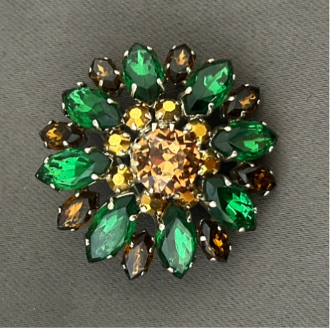 Rhinestone brooch green and amber