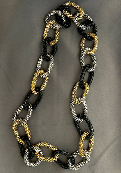 Three-tone chain necklace