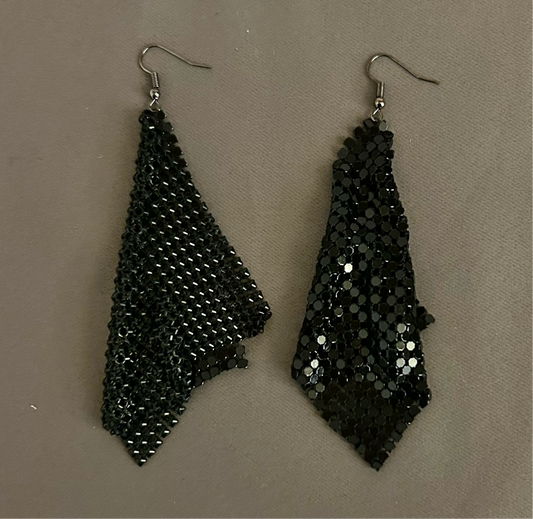 Black shimmering earrings