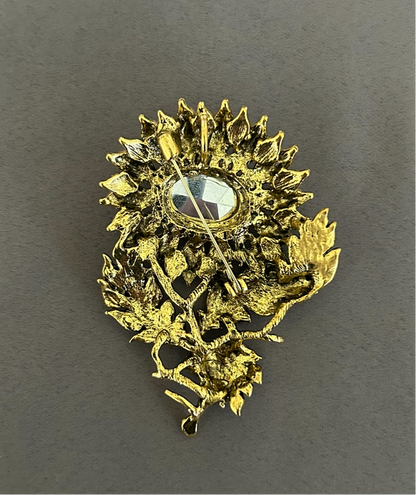 Sunflower brooch