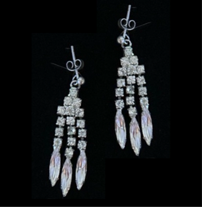 Pendant rhinestone earrings