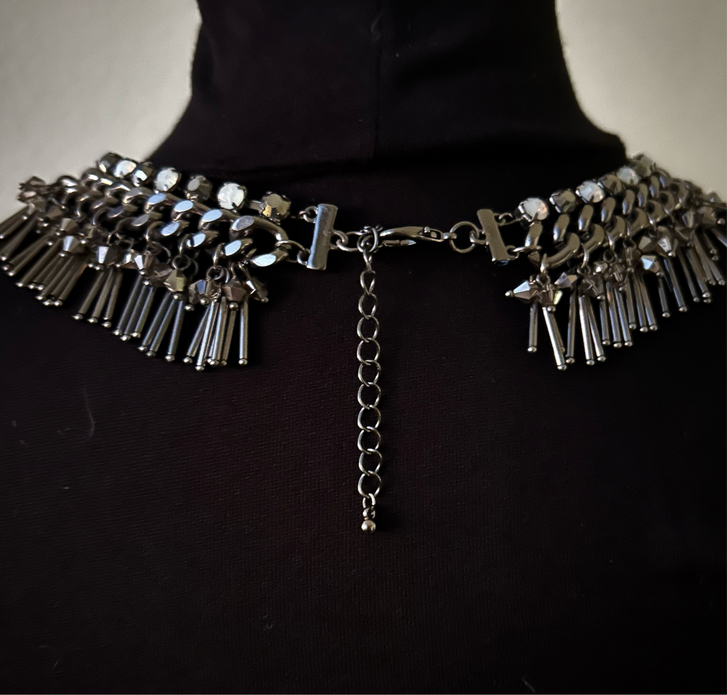 Chain necklace with rhinestone and pendants