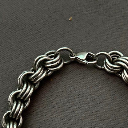 Heavy chain bracelet