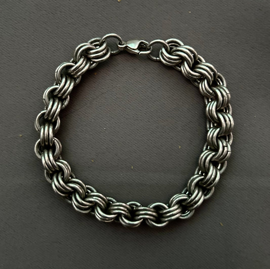 Heavy chain bracelet